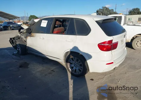 2012 BMW X5 M z USA, uszkodzony, nr VIN 5YMGY0C5XCLK27396